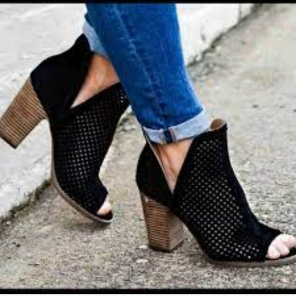 Lucky Brand Shoes - Lucky Brand Larise bootie open toe leather black women's 9.5